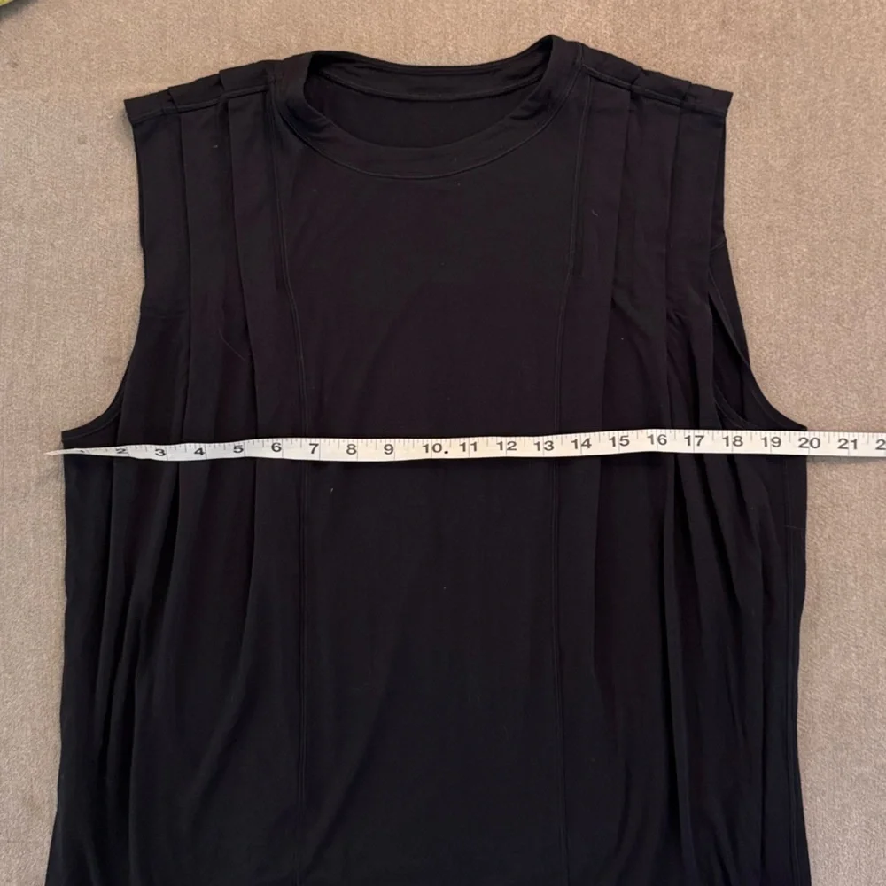 Lululemon Modal Pleated Shoulder Tank Top in Black